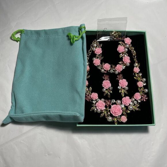 EVER FAITH Women's Austrian Crystal Simulated Pearl Rose Flower Leaf Necklace... - Picture 2 of 12